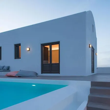 Azar Santorini Senior With Private Pool And Sea View *